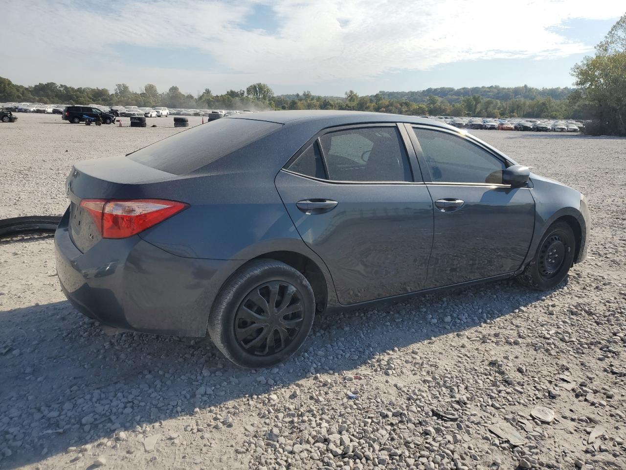 2018 Toyota Corolla L - Фото 3