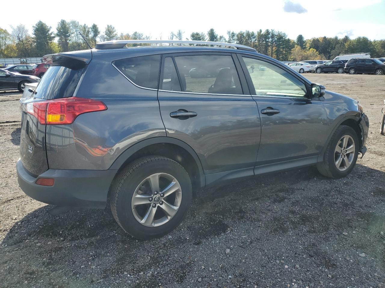 2015 Toyota Rav4 Xle - Фото 3