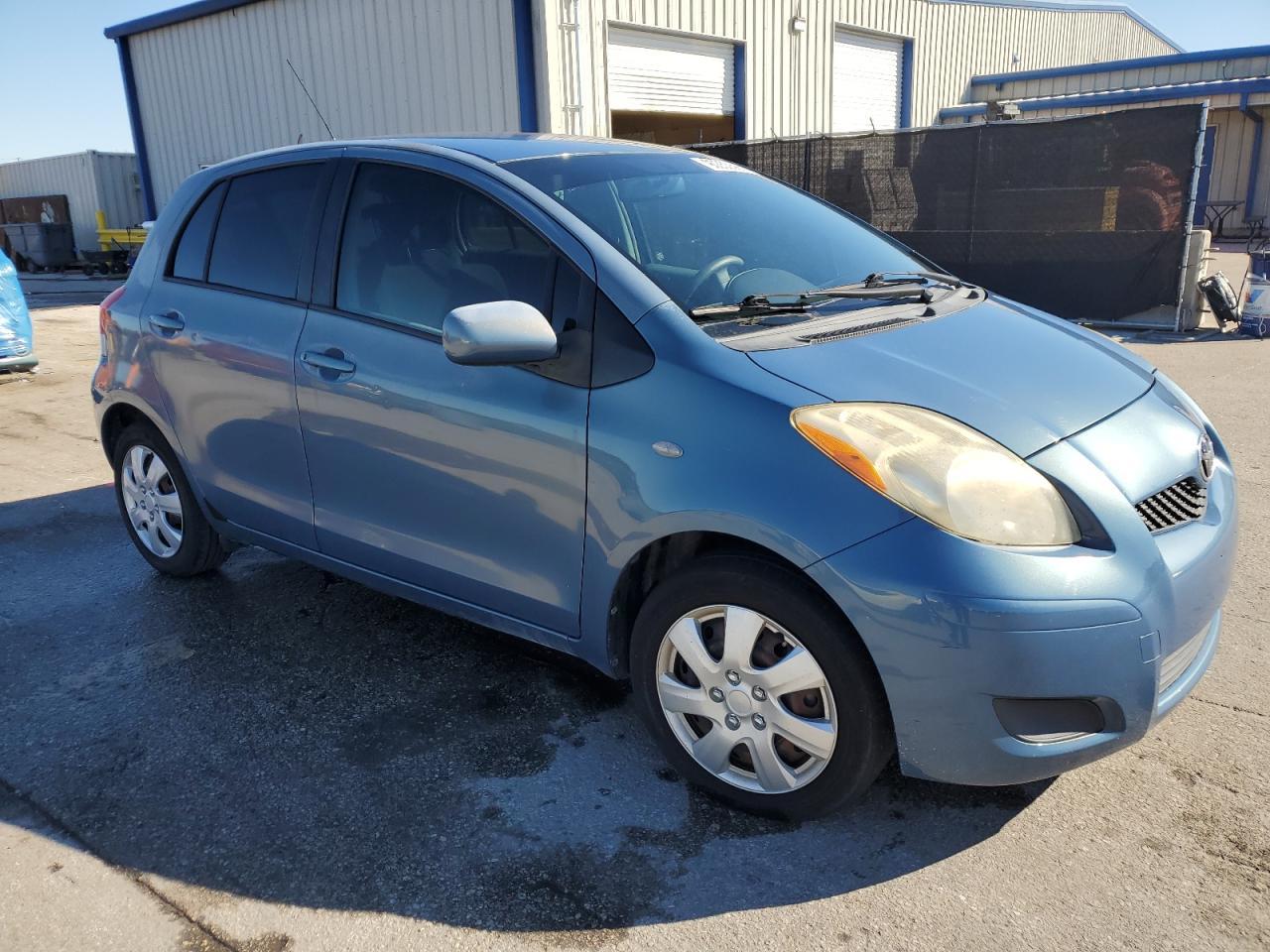 2010 Toyota Yaris - Фото 4