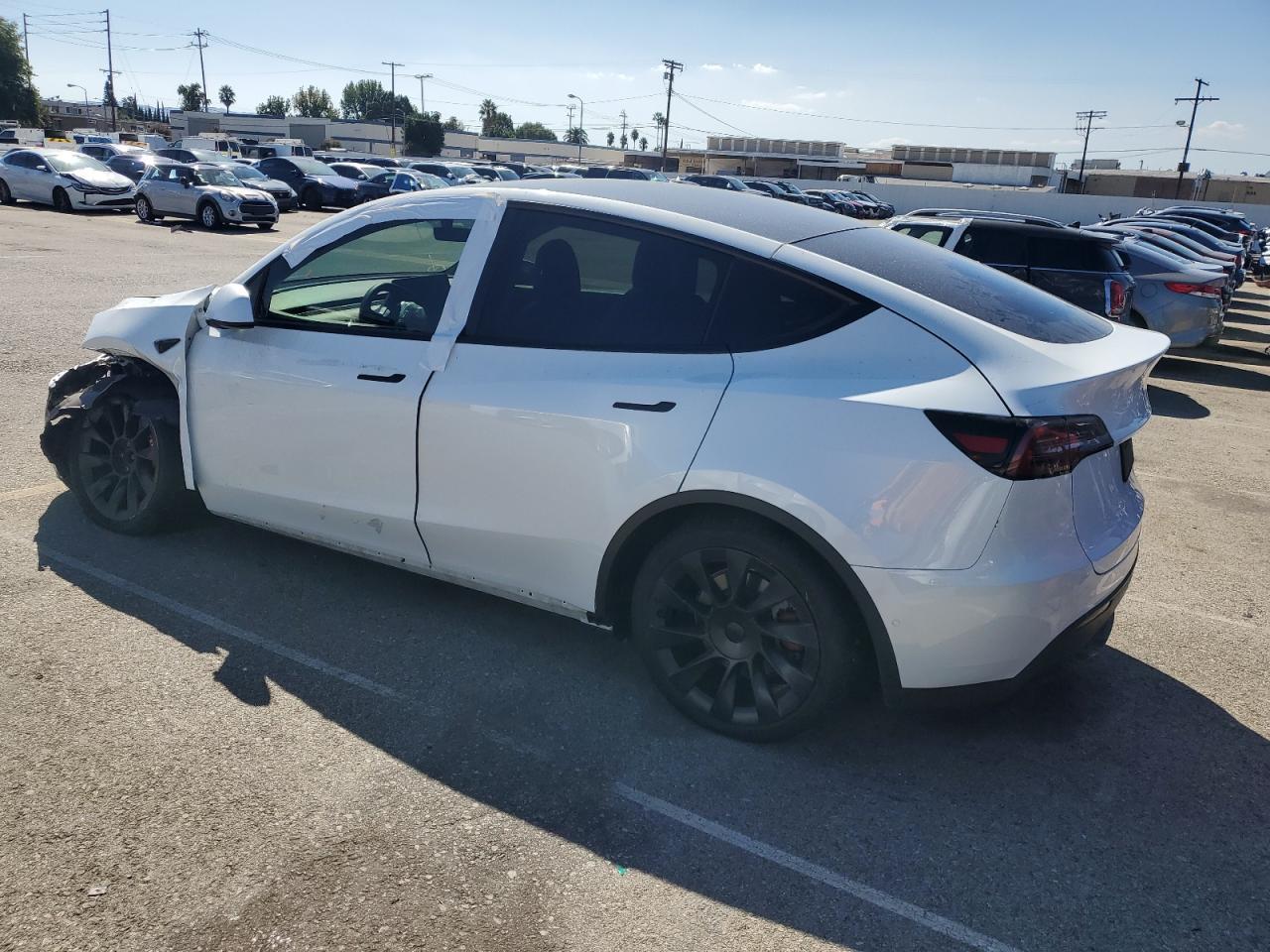 2020 Tesla Model Y - Image 2