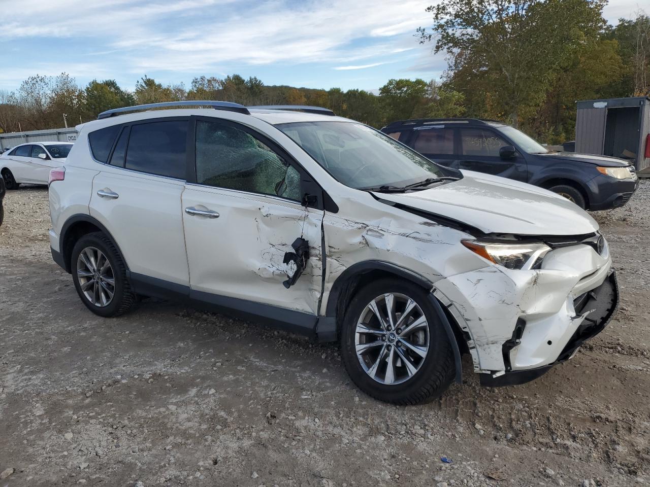 2017 Toyota Rav4 Limited - Image 4