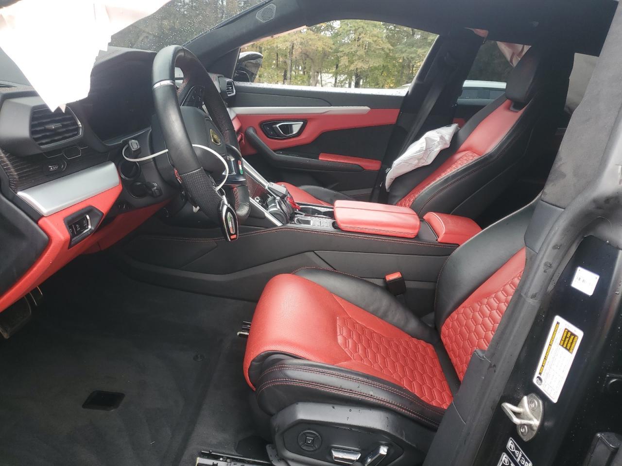 2022 Lamborghini Urus - Image 7