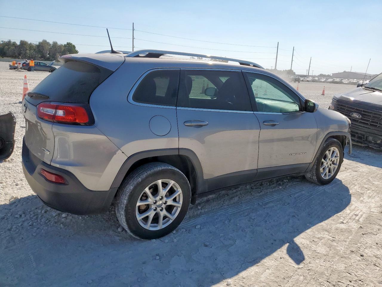 2017 Jeep Cherokee Latitude - Фото 3
