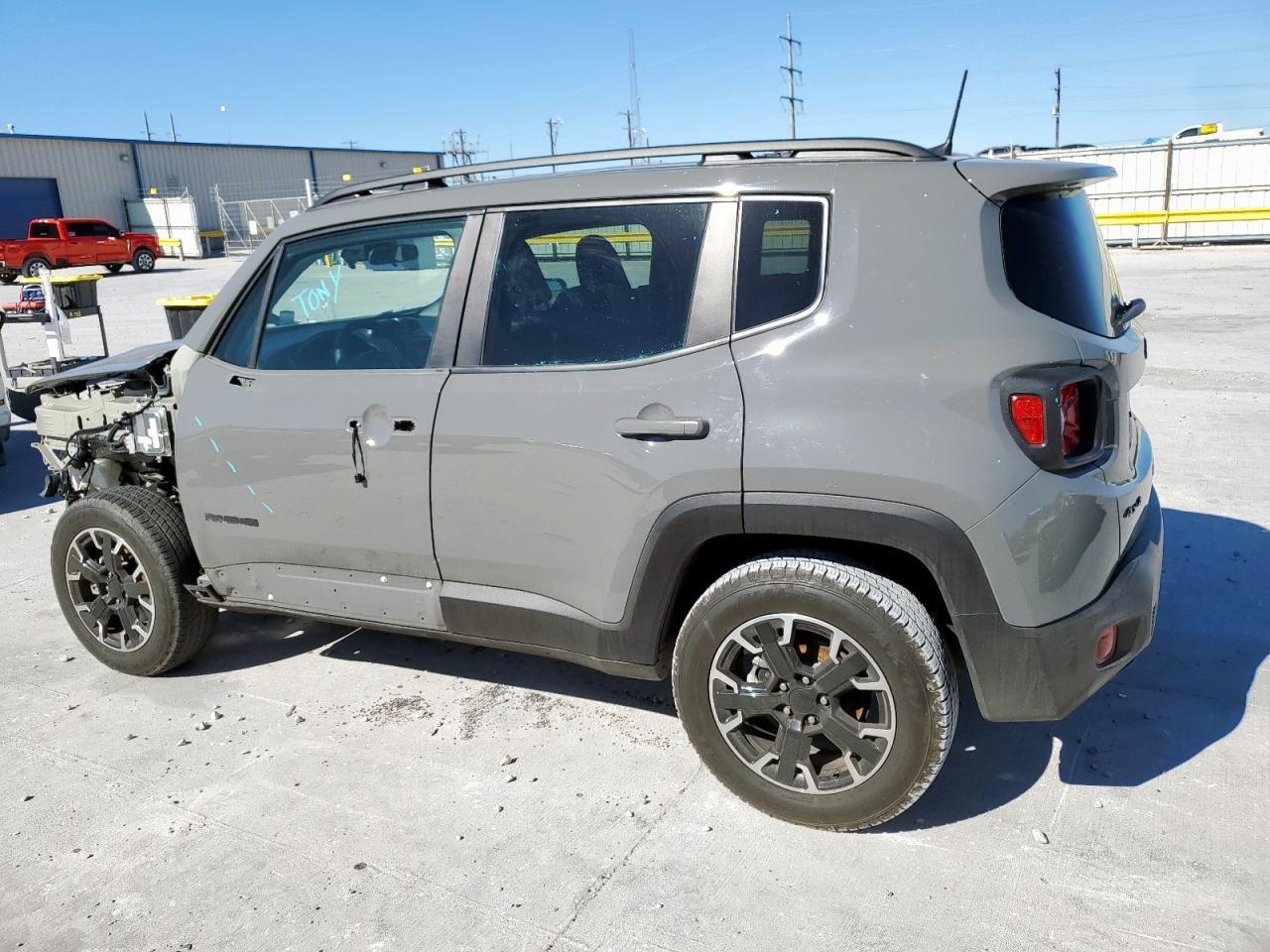 2023 Jeep Renegade Latitude - Фото 2