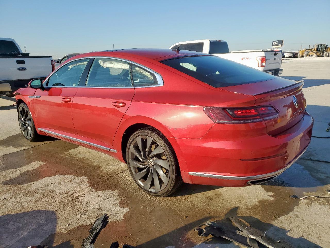 2023 Volkswagen Arteon Sel R-Line - Image 2