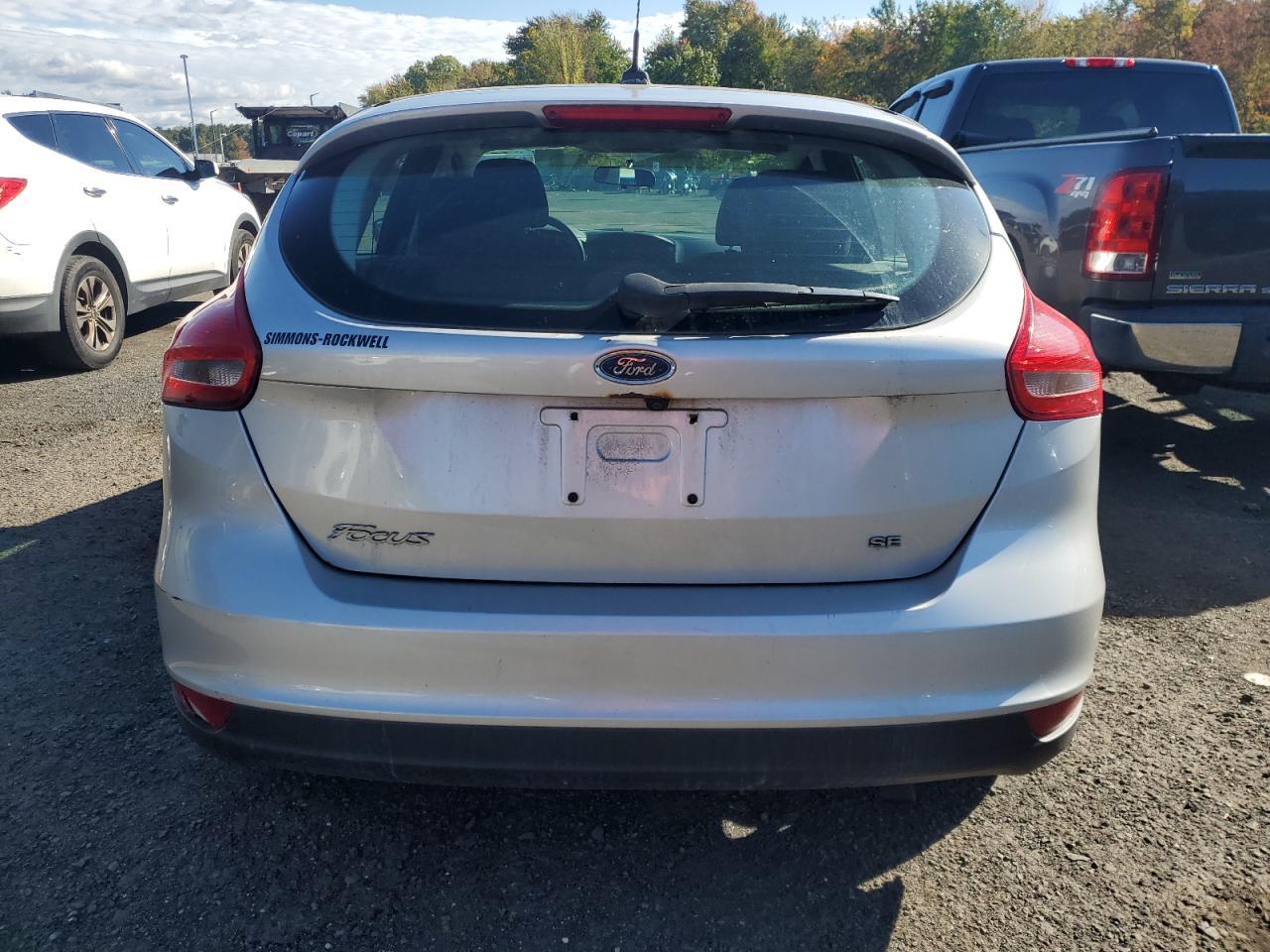 2016 Ford Focus Se - Image 6