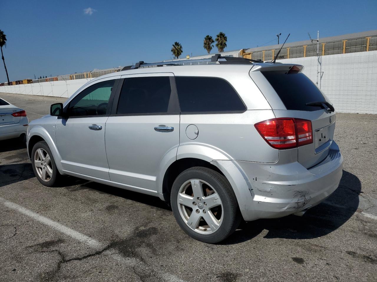 2010 Dodge Journey R/T - Фото 2