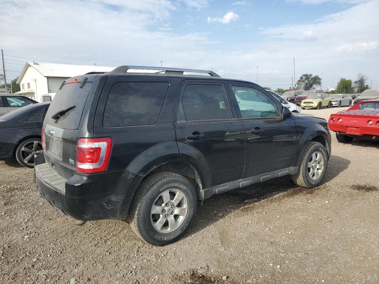 2010 Ford Escape Limited - Image 3