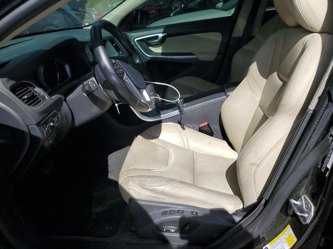 2018 Volvo V60 T5 Dynamic - Image 7