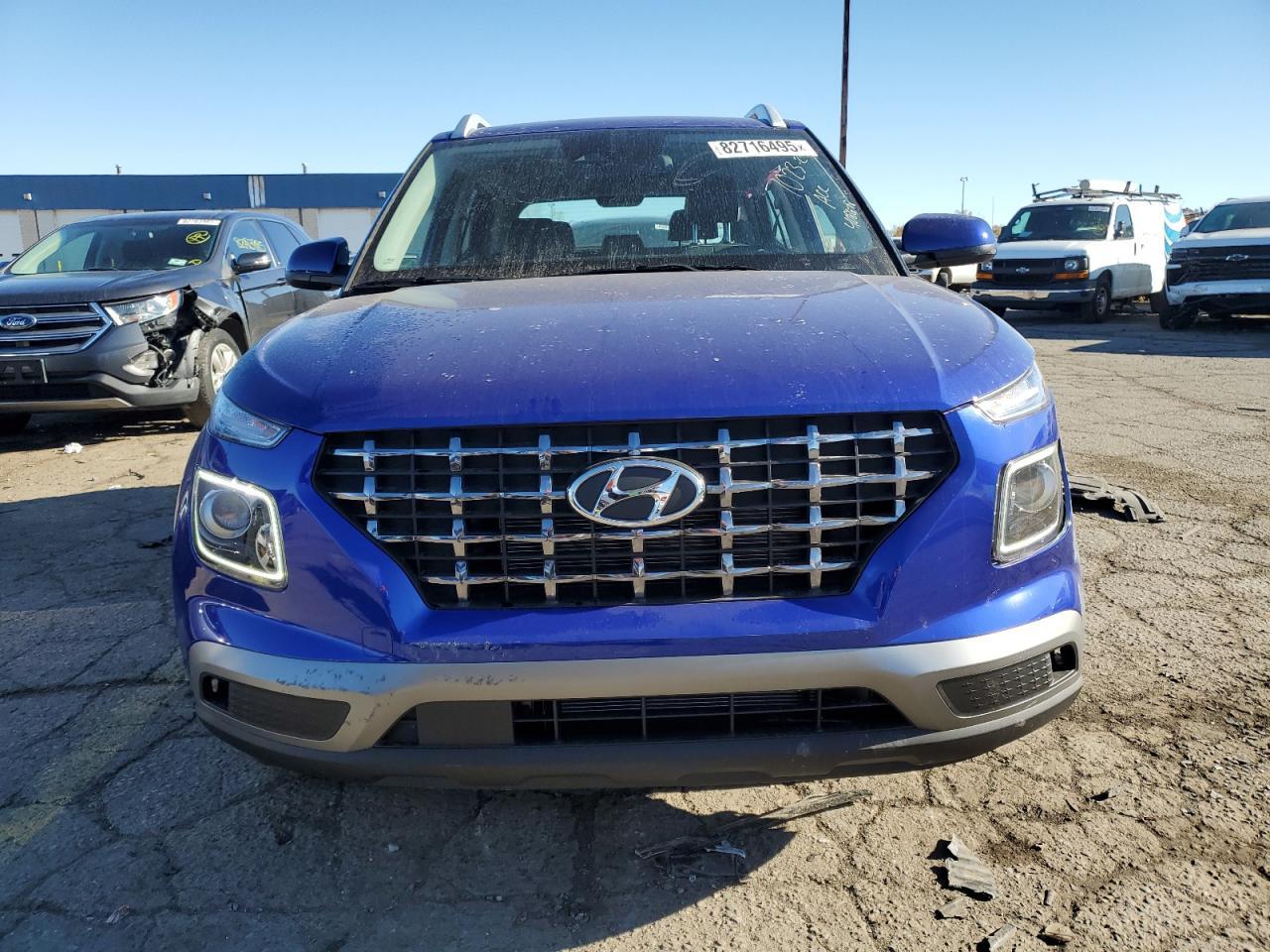 2025 Hyundai Venue Limited - Image 5