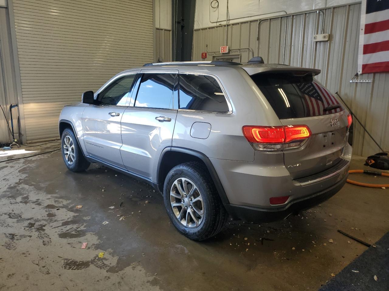 2014 Jeep Grand Cherokee Limited - Image 2