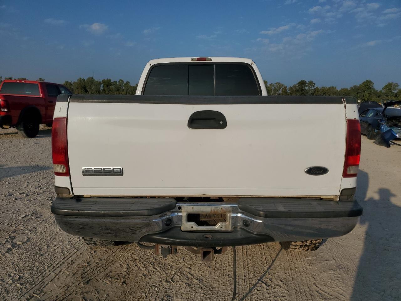 2002 Ford F250 Super Duty - Image 6