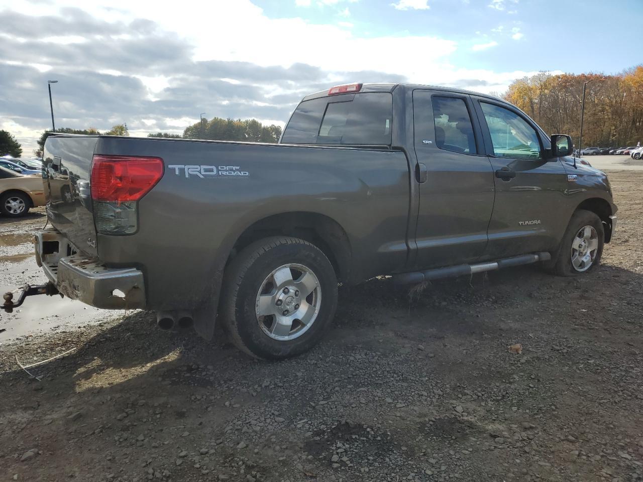 2013 Toyota Tundra Double Cab Sr5 - Фото 3