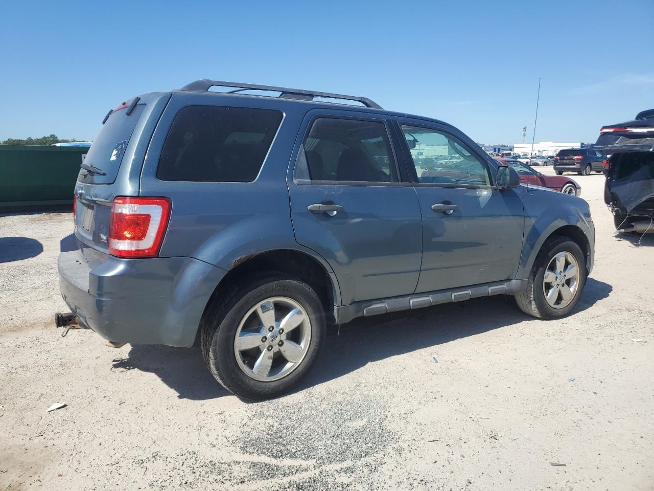 2011 Ford Escape Xlt - Фото 3