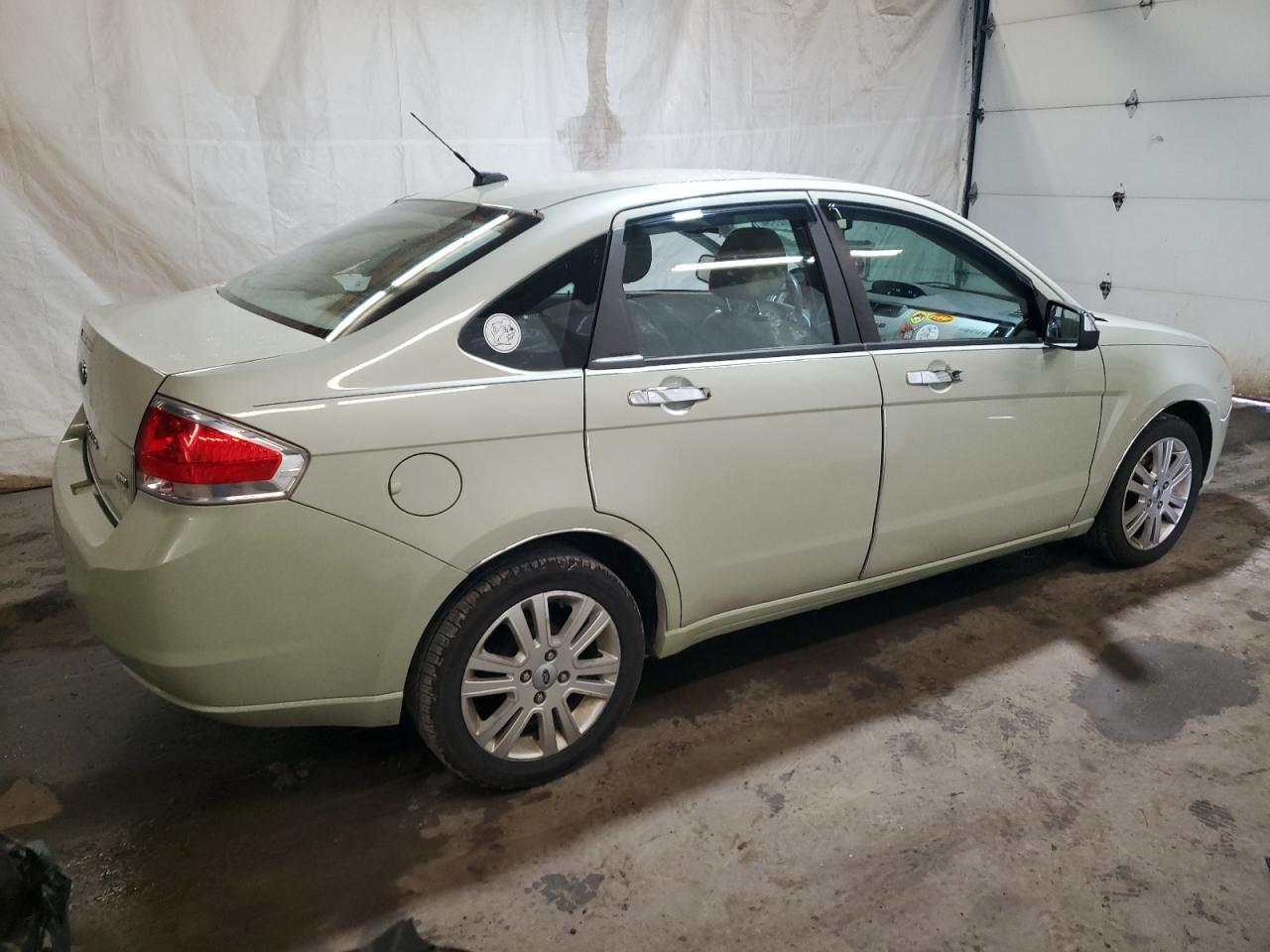 2010 Ford Focus Sel - Фото 3