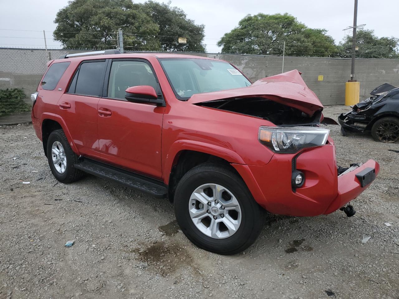 2022 Toyota 4Runner Sr5/Sr5 Premium - Image 4