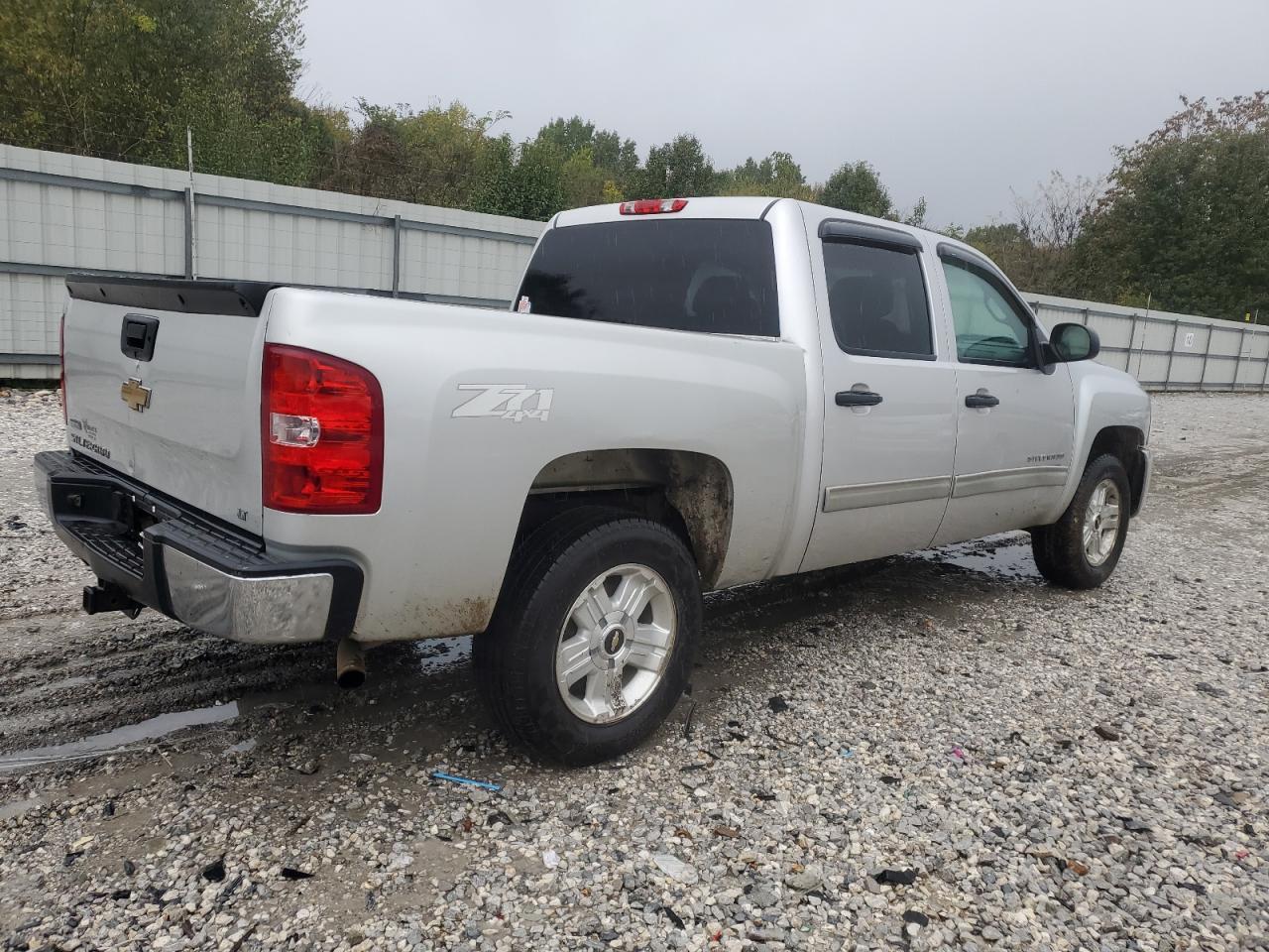 2011 Chevrolet Silverado K1500 Lt - Фото 3