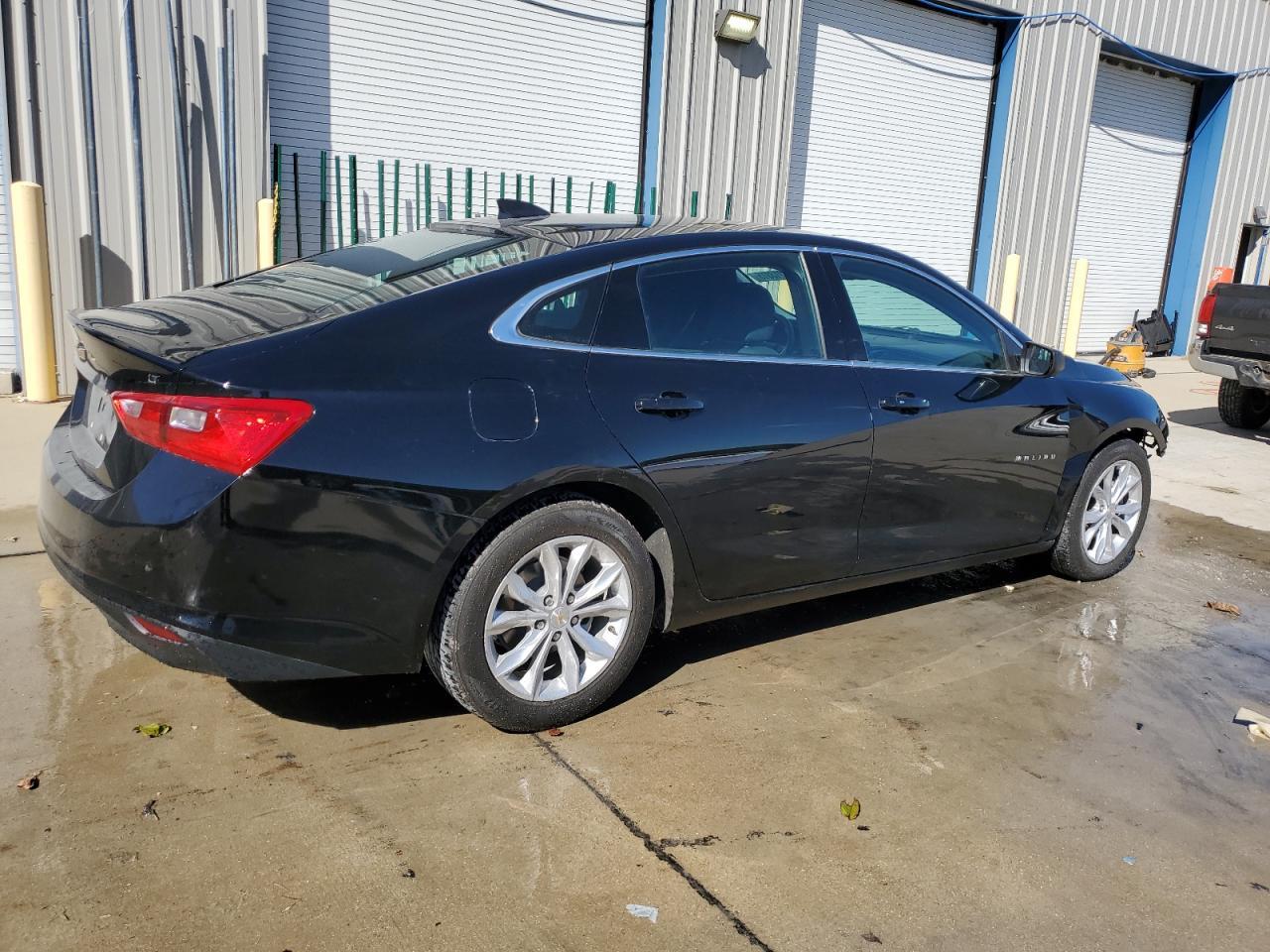 2023 Chevrolet Malibu Lt - Фото 3