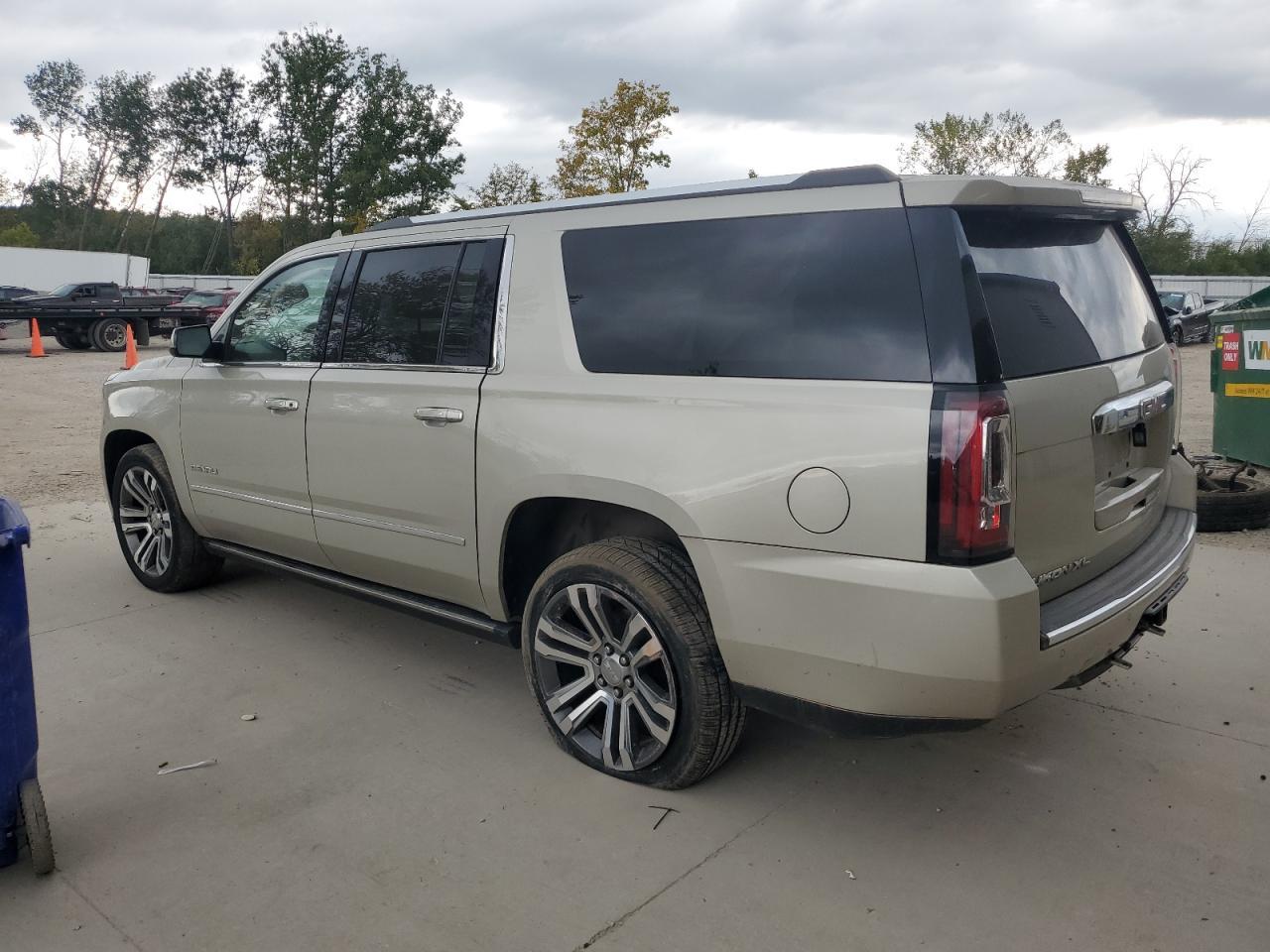 2017 GMC 1500 Long - Фото 2