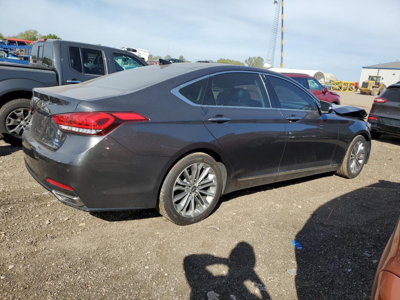 2017 Genesis G80 Base - Image 3