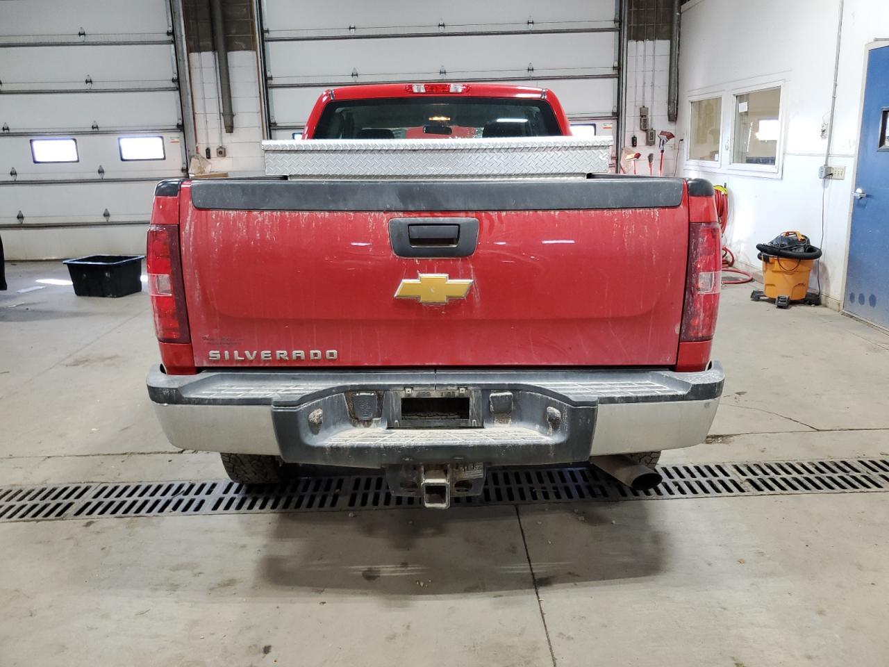 2013 Chevrolet Silverado K2500 Heavy Duty - Image 6