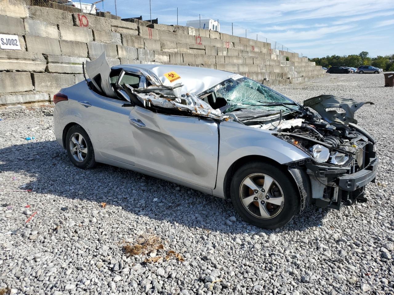 2015 Hyundai Elantra Se - Фото 4