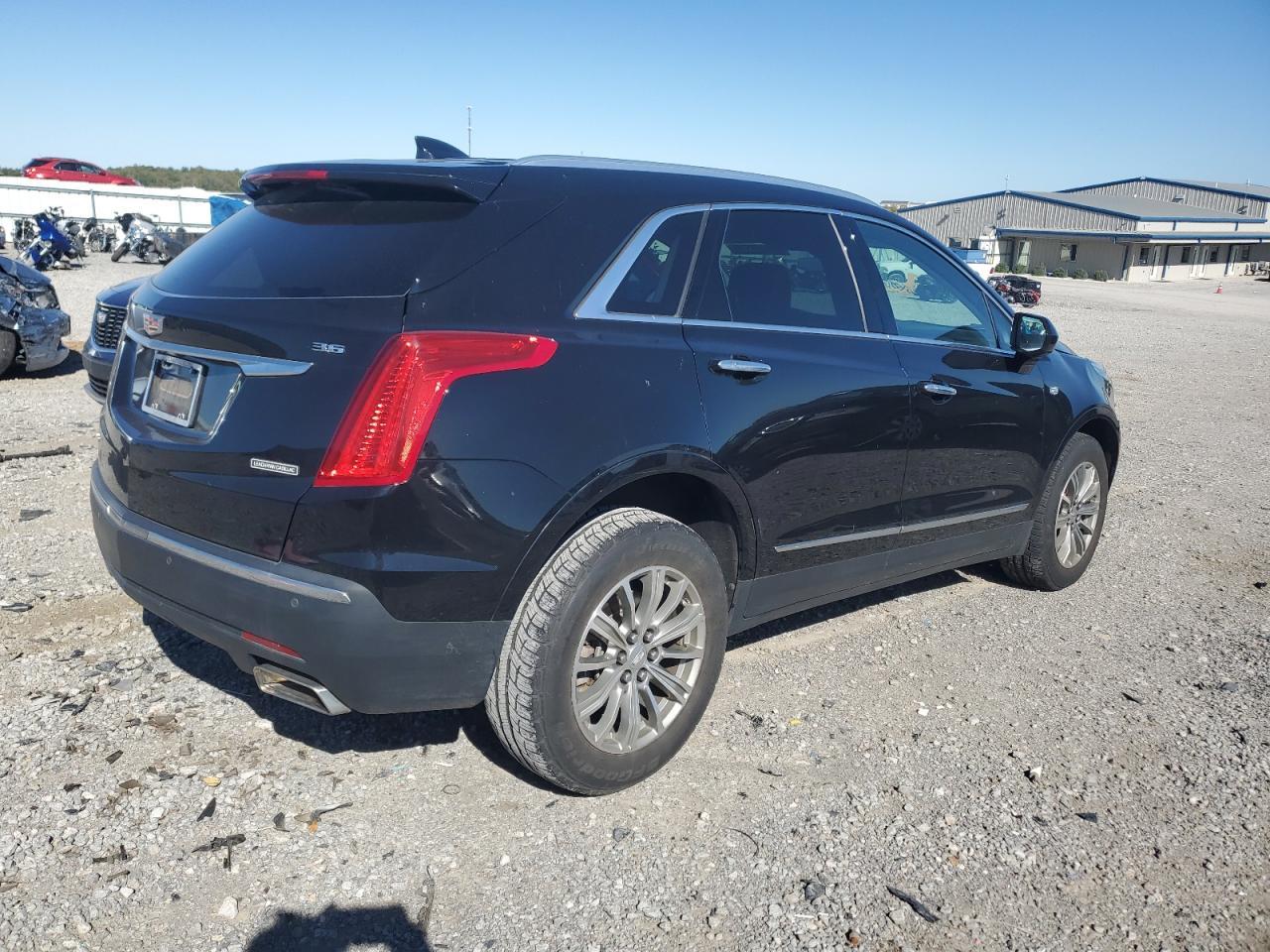 2019 Cadillac Xt5 Luxury - Image 3