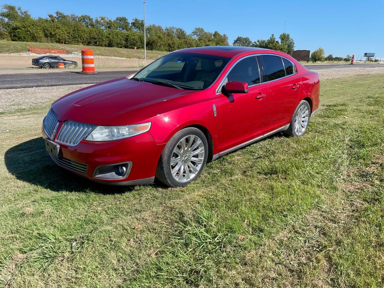 2011 Lincoln Mks - Фото 2