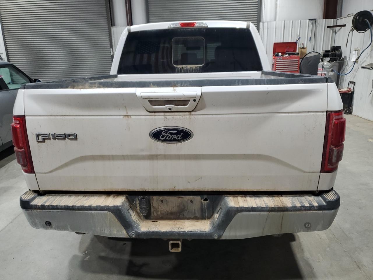 2017 Ford F150 Supercrew - Фото 6