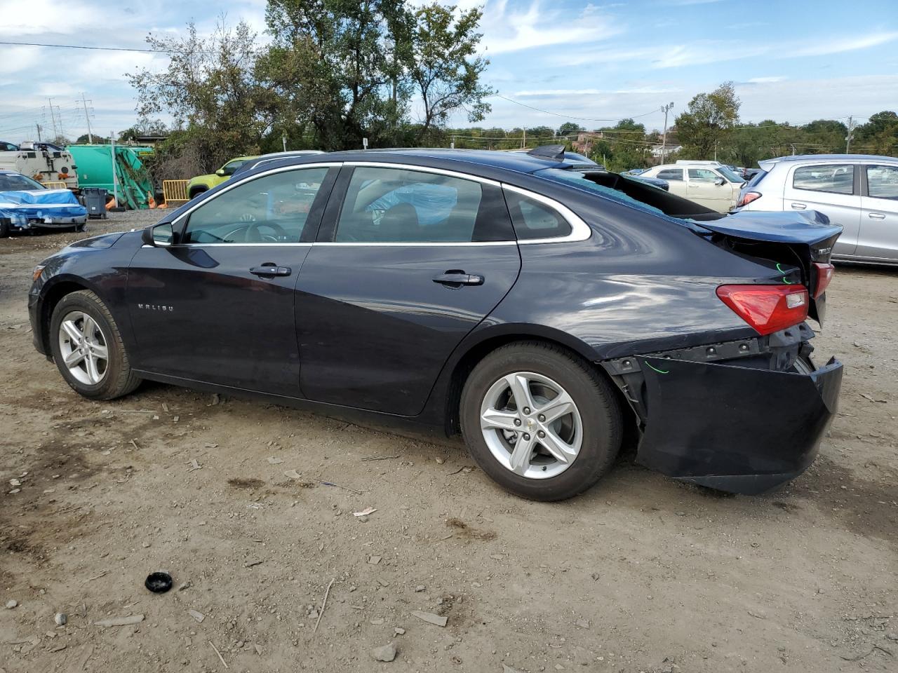 2023 Chevrolet Malibu Lt - Фото 2
