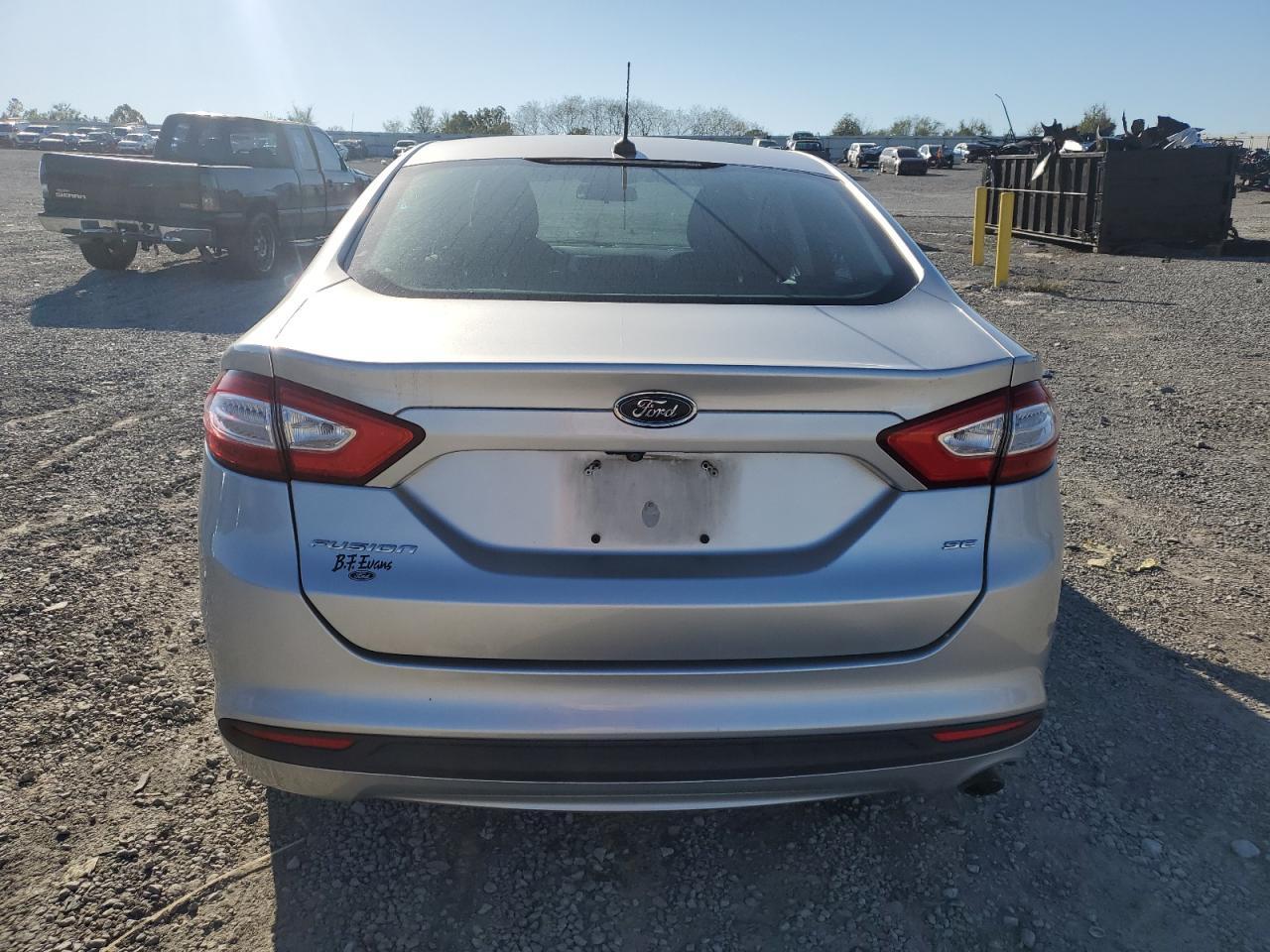 2016 Ford Fusion Se - Фото 6