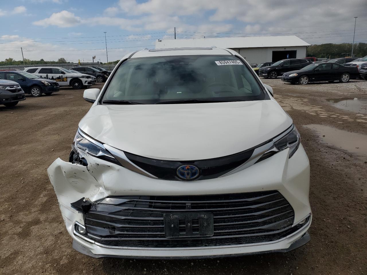 2021 Toyota Sienna Limited - Фото 5