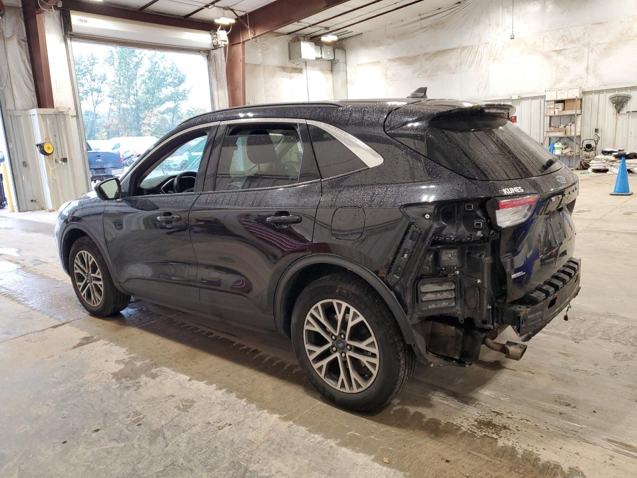 2020 Ford Escape Sel - Фото 2