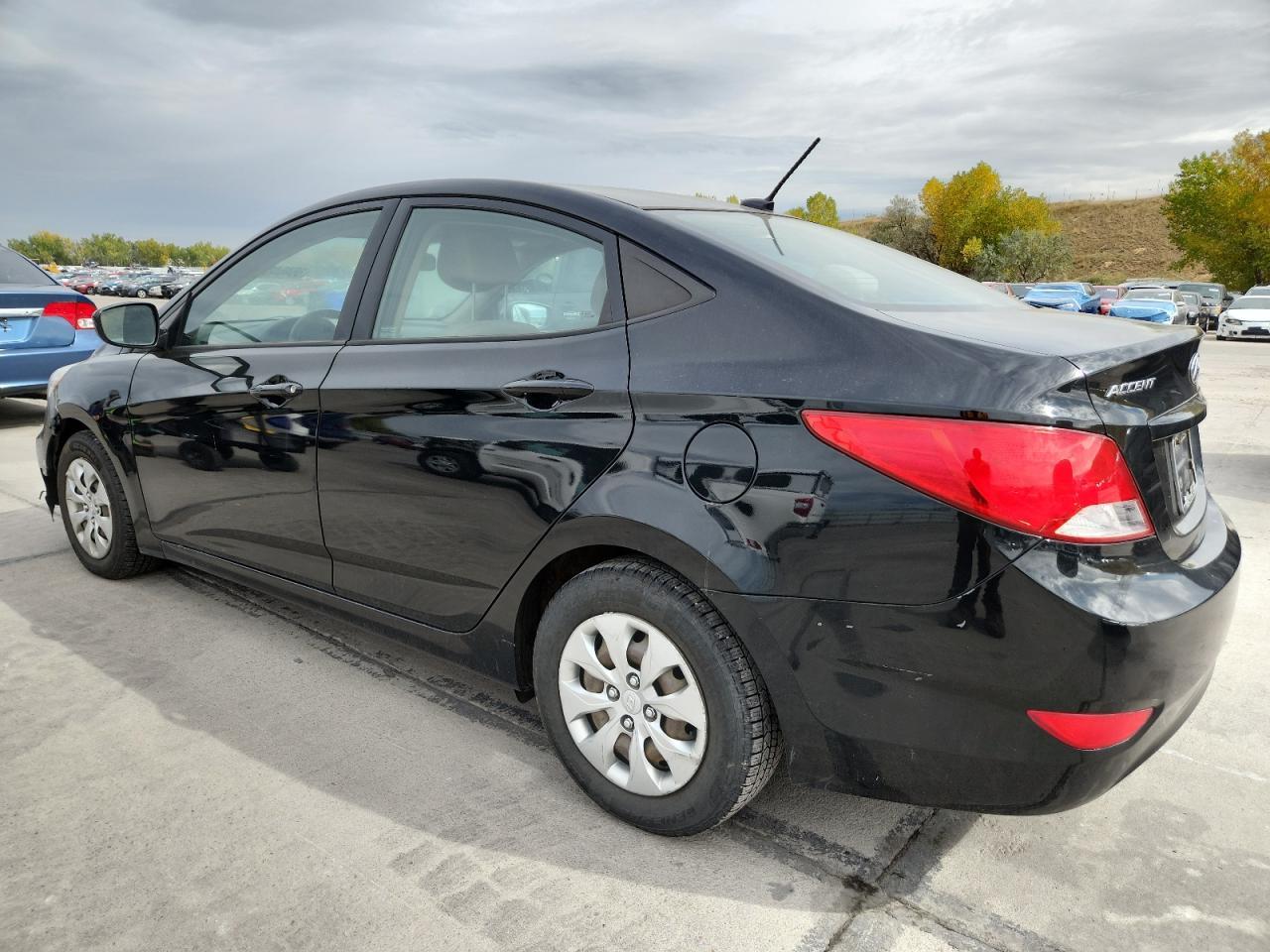 2016 Hyundai Accent Se - Image 2