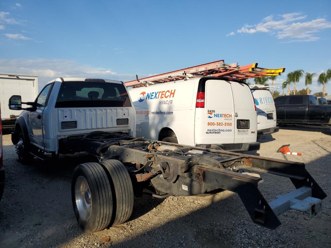 2019 Ford F450 Super Duty - Image 2