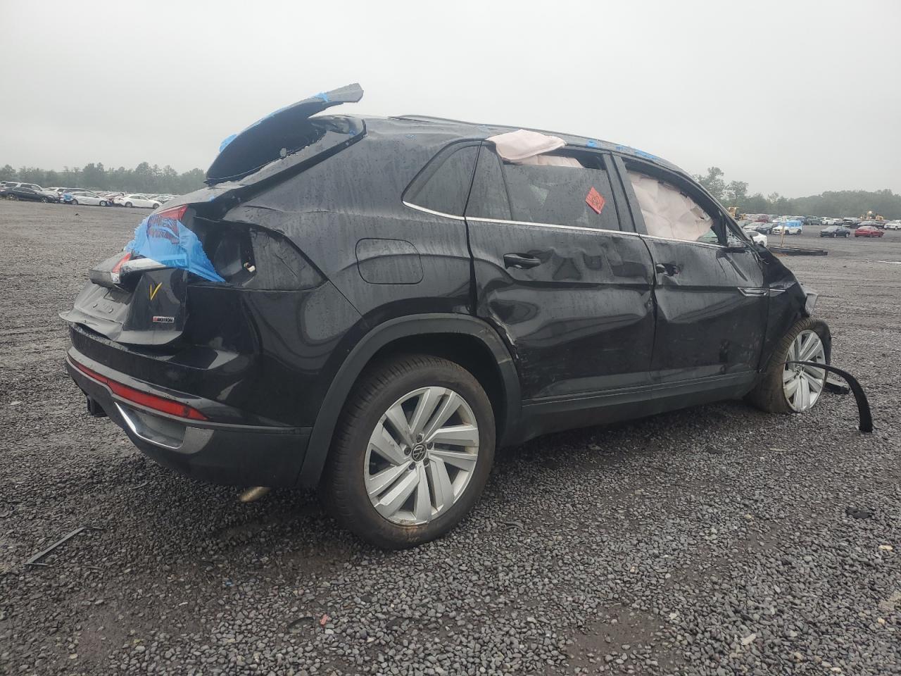 2022 Volkswagen Atlas Cross Sport Se - Фото 3