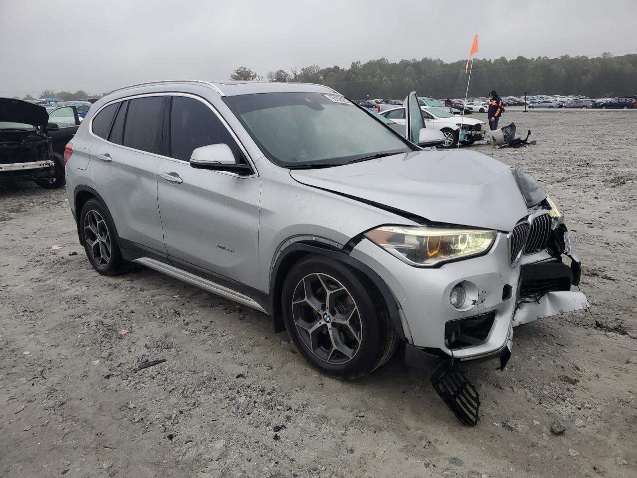 2016 BMW X1 xDrive28I - Фото 4