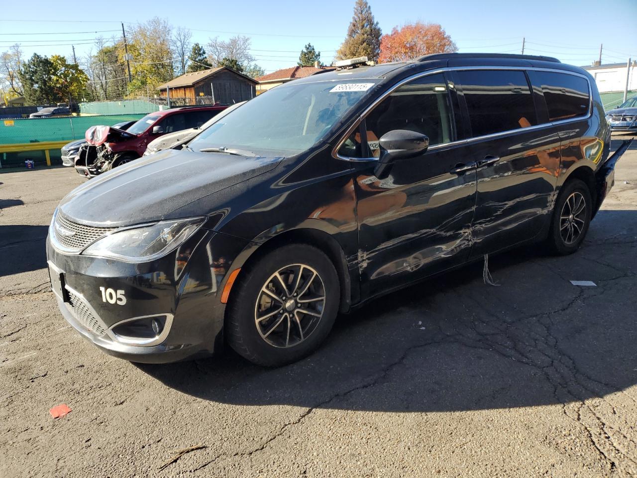 2017 Chrysler Pacifica Touring L