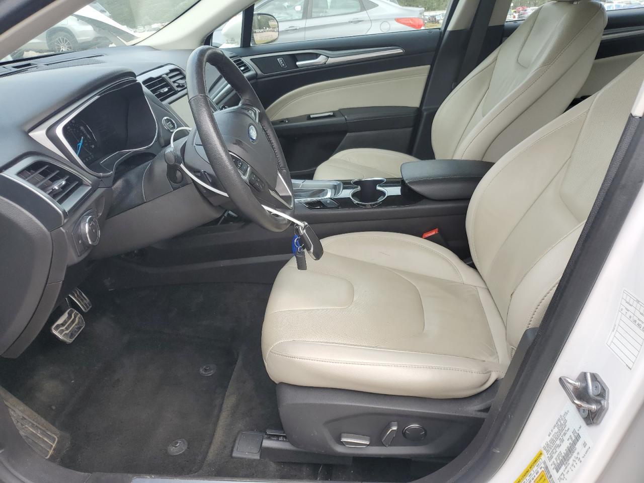 2016 Ford Fusion Titanium - Фото 7
