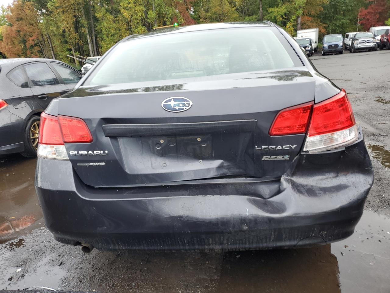 2010 Subaru Legacy 2.5I - Фото 6