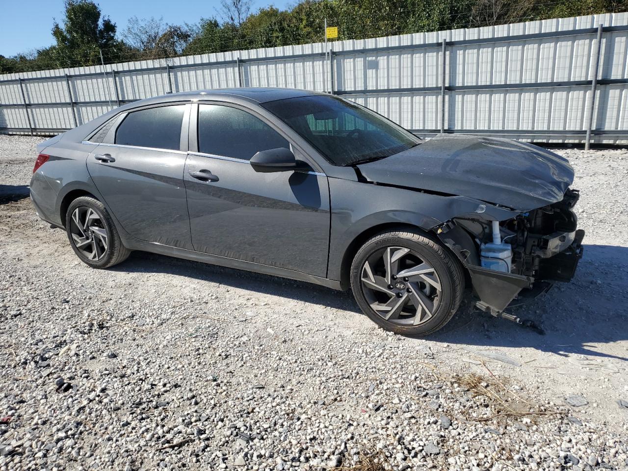 2025 Hyundai Elantra Sel - Фото 4