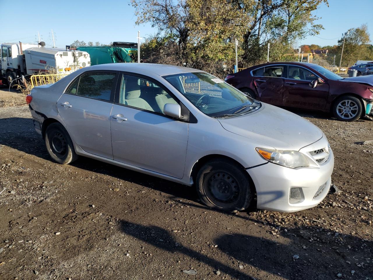 2011 Toyota Corolla - Фото 4