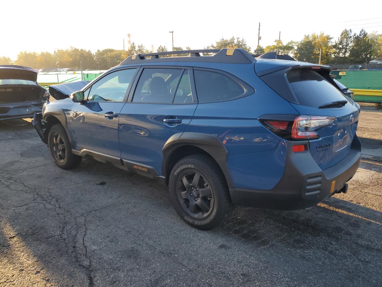 2025 Subaru Outback Wilderness - Фото 2