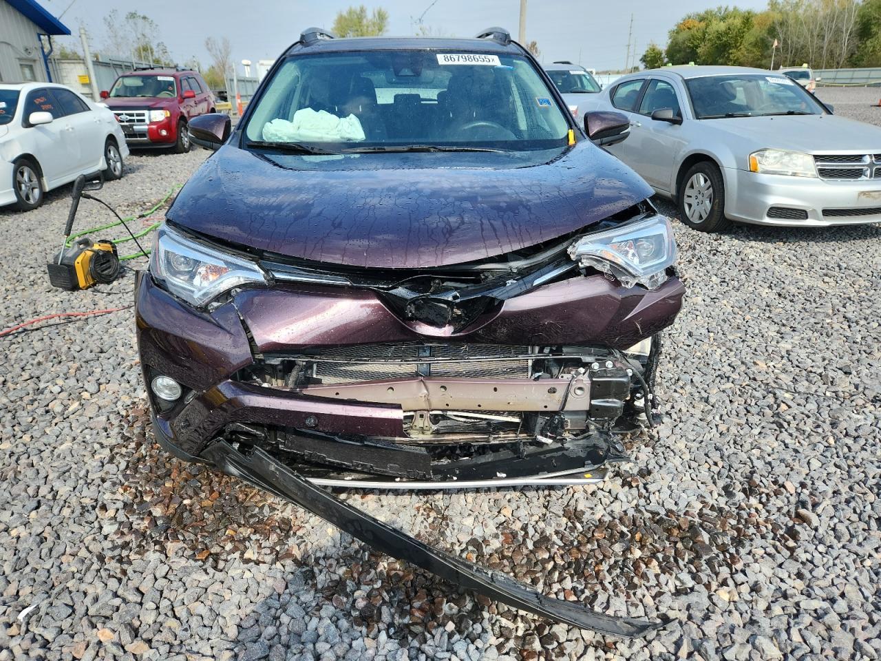 2018 Toyota Rav4 Limited - Image 5