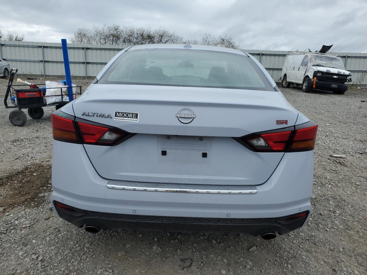 2023 Nissan Altima Sr - Фото 6