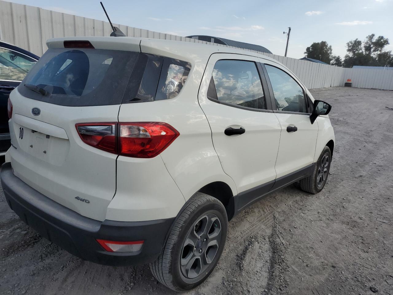 2022 Ford Ecosport S - Фото 3