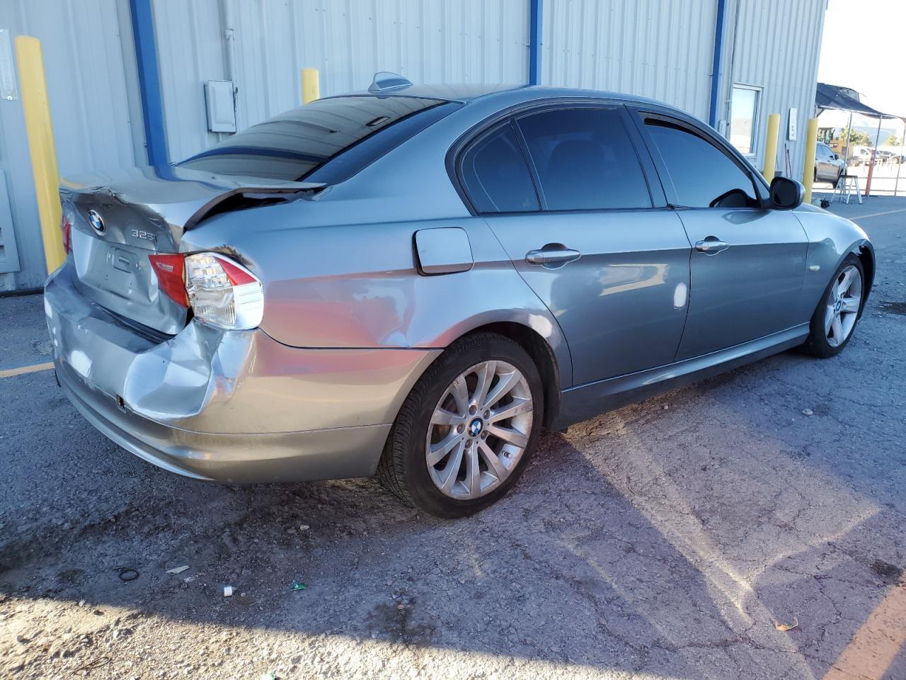 2011 BMW 328 Xi Sulev - Фото 3