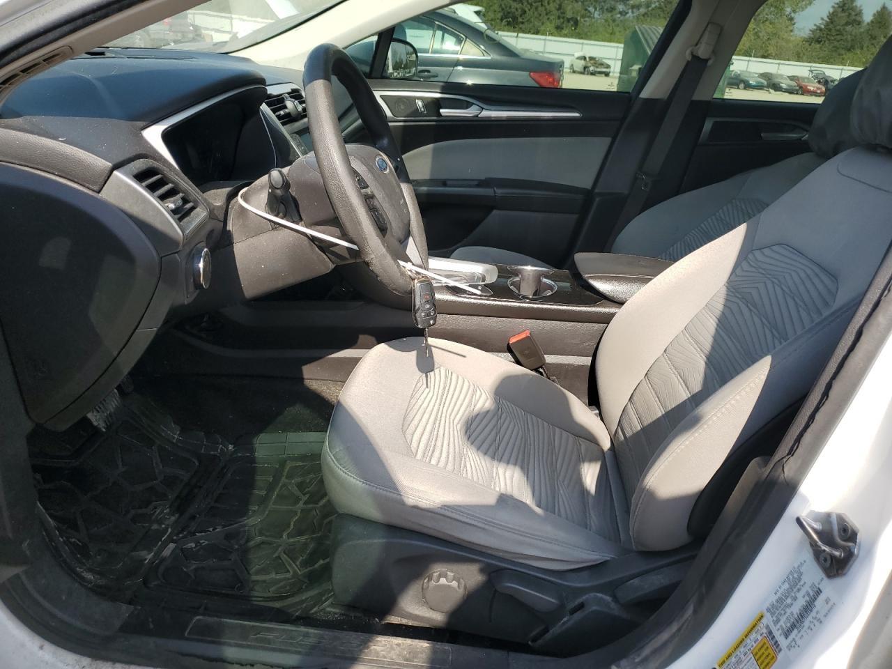 2016 Ford Fusion S - Image 7