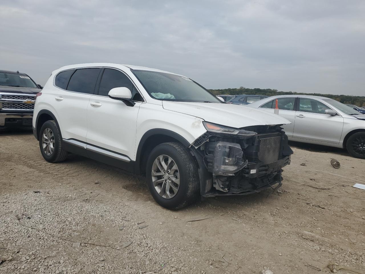 2019 Hyundai Santa Fe Se - Image 4