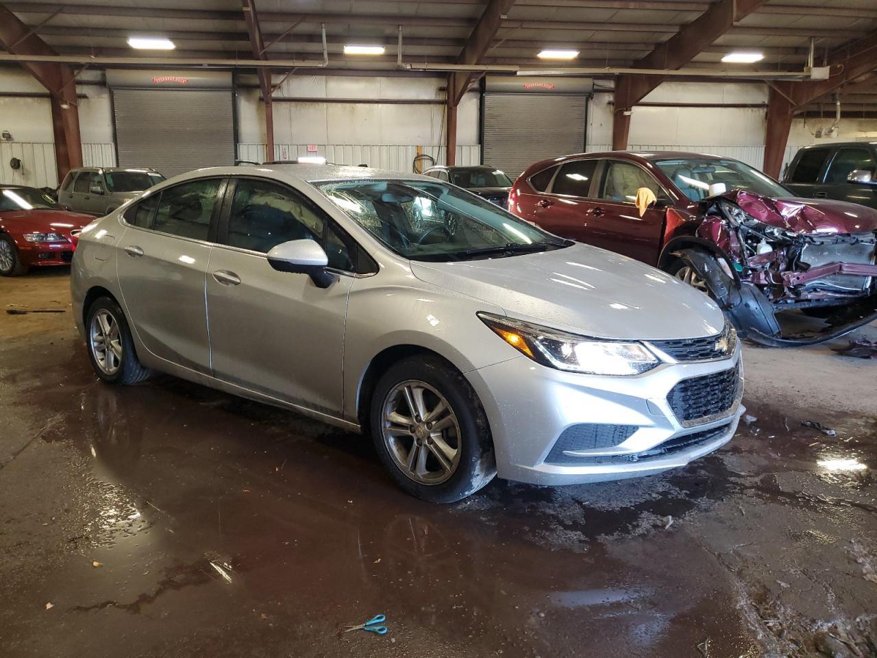 2017 Chevrolet Cruze Lt - Image 4